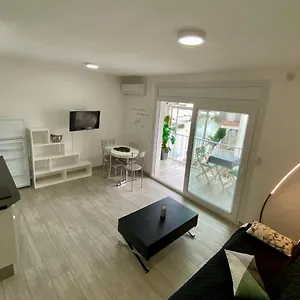 superbe-appartement-tout-confort-40-m2-10-m2-terrasse.topcostabravahotels.com/